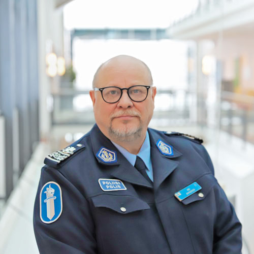 Kasvokuva henkilöstä.