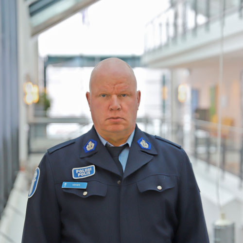 Kasvokuva henkilöstä.