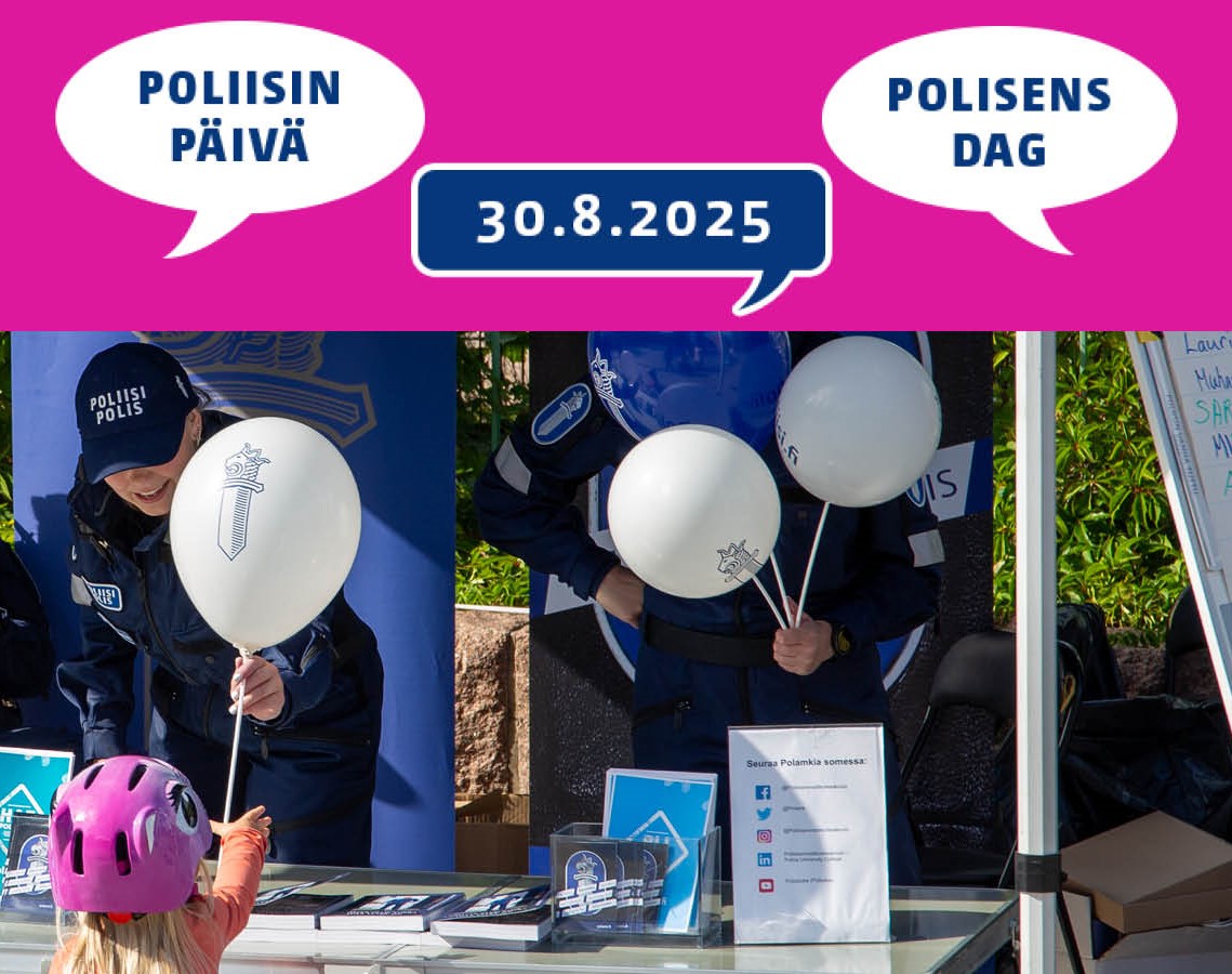 Poliisi jakaa ilmapalloja Poliisin päivä -tapahtumassa. Yläreunassa kerrotaan, että Poliisin päivä järjestetään 30.8.2025.