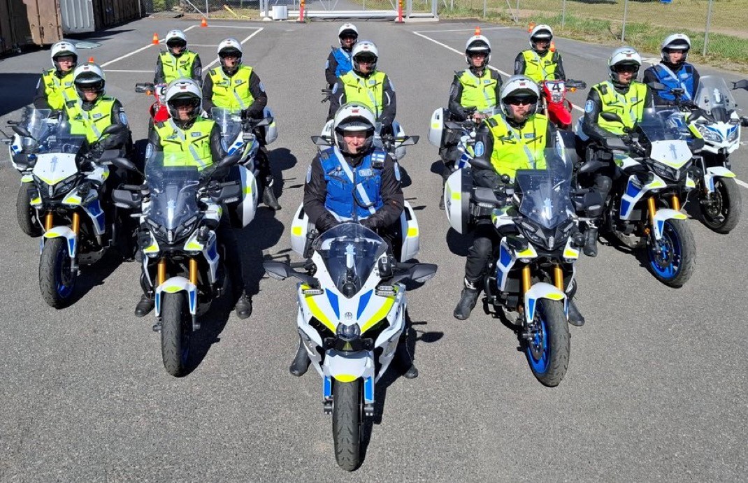Moottoripyöräpoliisien peruskurssi pk54